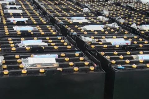乾阳洪上门回收旧电池-电池回收中心
